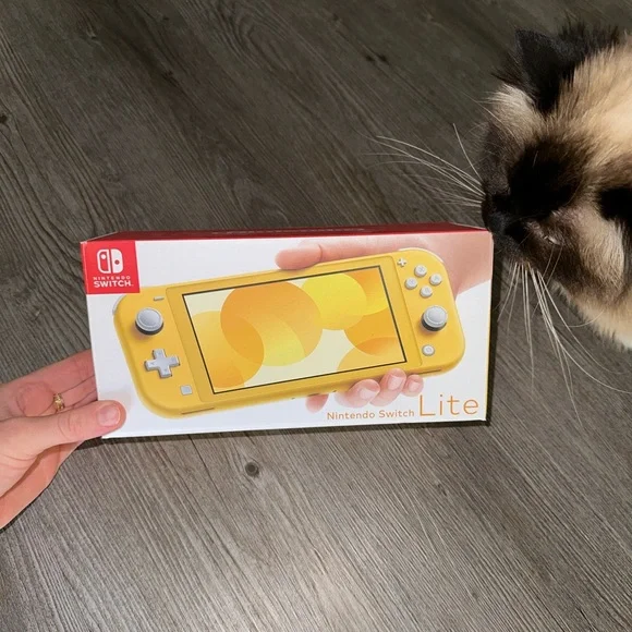 Yellow Nintendo Switch Lite L Nintendo Switch Lite Yellow